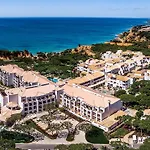 מלון Pine Cliffs Hotel, A Luxury Collection Resort, Algarve