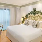 Pine Cliffs Hotel, A Luxury Collection Resort, Algarve מלון אלבופיירה