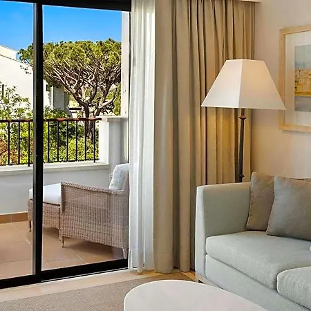 Pine Cliffs Hotel, A Luxury Collection Resort, Algarve Szálloda