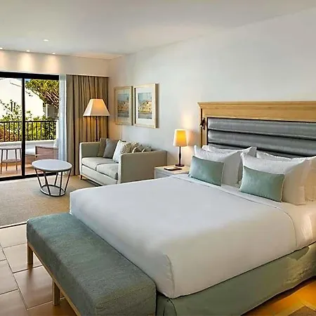 Pine Cliffs Hotel, A Luxury Collection Resort, Algarve Szálloda