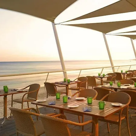 Pine Cliffs Hotel, A Luxury Collection Resort, Algarve אלבופיירה