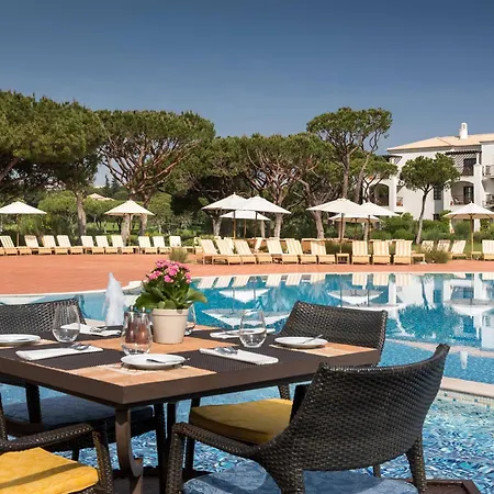 ホテル Pine Cliffs Hotel, A Luxury Collection Resort, Algarve アルブフェイラ