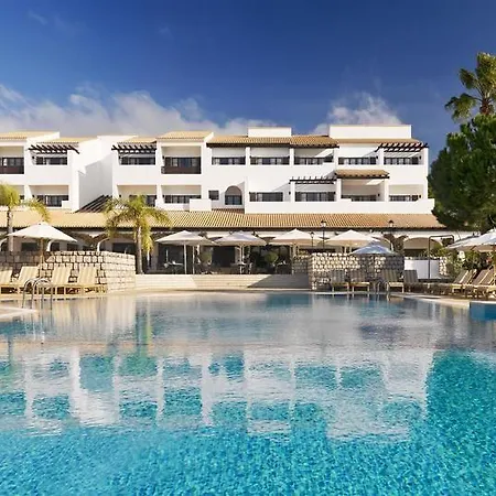 Отель Pine Cliffs Hotel, A Luxury Collection Resort, Algarve Албуфейра